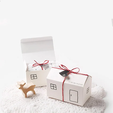 House-shaped folding gift boxes, packaging detail