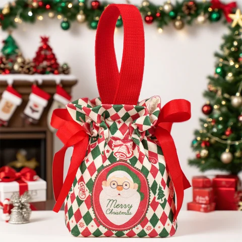 Christmas canvas gift bags, packaging detail
