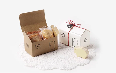 House-shaped folding gift boxes, packaging detail