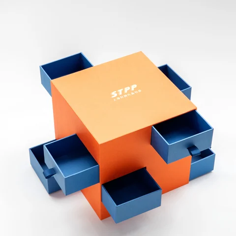 Creative shaped gift boxes, packaging detail